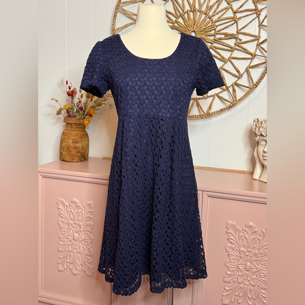 Women’s Chris McLaughlin ‎ size 8 Blue Lace Dress